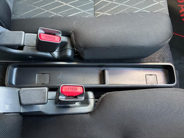 アトレーRS12インチフルホイールキャップ オートエアコン キーフリーシステム スペアタイヤ LEDヘッドランプ パワースライドドア(両側)(静岡県)の中古車