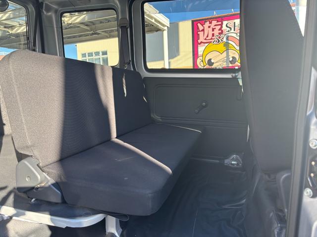 ハイゼットカーゴデラックスSAIII2WD 4AT 撥水フルファブリックシート表皮 オーバーヘッドシェルフ アッパートレイ キーレスエントリー ユースフルナット(31ヶ所)(静岡県)の中古車