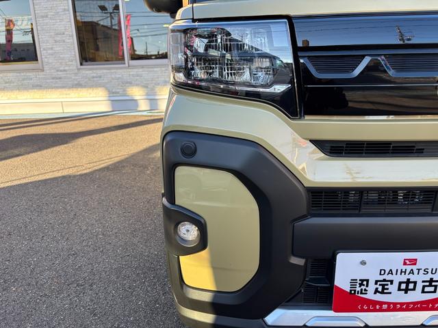 タントファンクロスターボ15インチアルミホイール キーフリーシステム プッシュボタンスタート オートエアコン(プッシュ式) フルLEDヘッドランプ オート格納式カラードドアミラー 本革巻ステアリングホイール(静岡県)の中古車