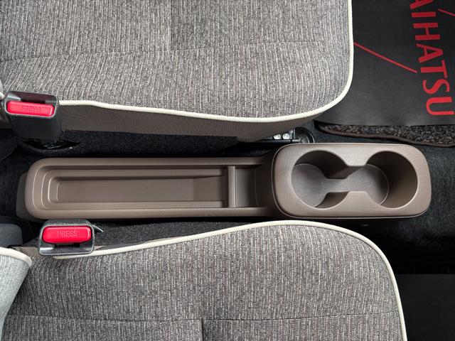 ミラトコットＧ　リミテッド　ＳＡIII１４インチフルホイールキャップ　オートエアコン（プッシュ式）　ＵＶ＆ＩＲカットガラス　キーフリーシステム　ＬＥＤヘッドランプ　ＵＳＢ電源ソケット（静岡県）の中古車