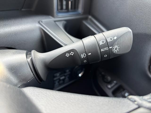 タントカスタムＲＳ１５インチアルミホイール　キーフリーシステム　プッシュボタンスタート　オートエアコン（プッシュ式）　フルＬＥＤヘッドランプ　オート格納式カラードドアミラー　本革巻ステアリングホイール（静岡県）の中古車