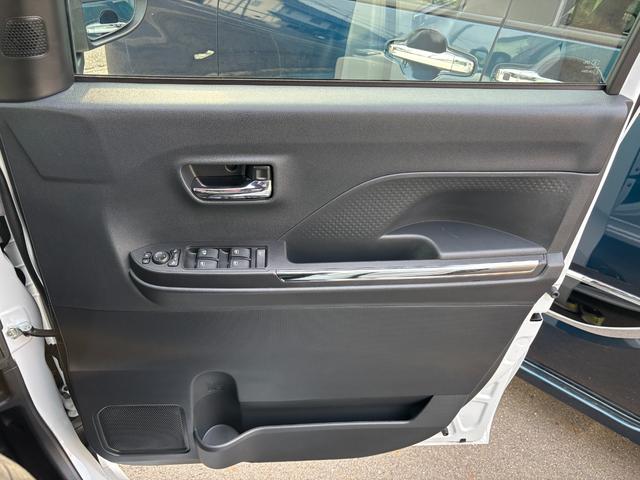 タントカスタムＲＳ１５インチアルミホイール　キーフリーシステム　プッシュボタンスタート　オートエアコン（プッシュ式）　フルＬＥＤヘッドランプ　オート格納式カラードドアミラー　本革巻ステアリングホイール（静岡県）の中古車