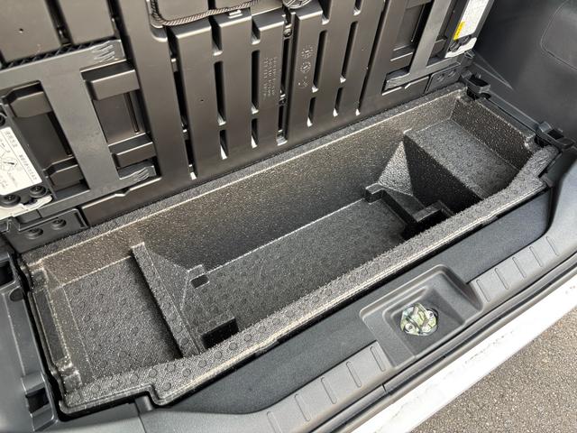 タントカスタムＲＳ１５インチアルミホイール　キーフリーシステム　プッシュボタンスタート　オートエアコン（プッシュ式）　フルＬＥＤヘッドランプ　オート格納式カラードドアミラー　本革巻ステアリングホイール（静岡県）の中古車