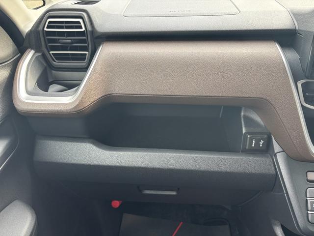 ムーヴＲＳキーフリーシステム　プッシュボタンスタート　ＬＥＤヘッドライト　１５インチアルミホイール　両側パワースライドドア　カラーマルチインフォメーションディスプレイ（静岡県）の中古車