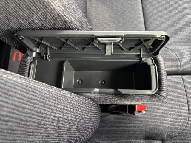 ムーヴＲＳキーフリーシステム　プッシュボタンスタート　ＬＥＤヘッドライト　１５インチアルミホイール　両側パワースライドドア　カラーマルチインフォメーションディスプレイ（静岡県）の中古車