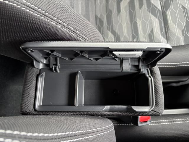 タフトGターボ クロムベンチャー15インチアルミホイール(シルバー塗装) オートレベリング機能付フルLEDヘッドランプ LEDフォグランプ 本革巻ステアリングホイール 本革巻インパネセンターシフト(静岡県)の中古車