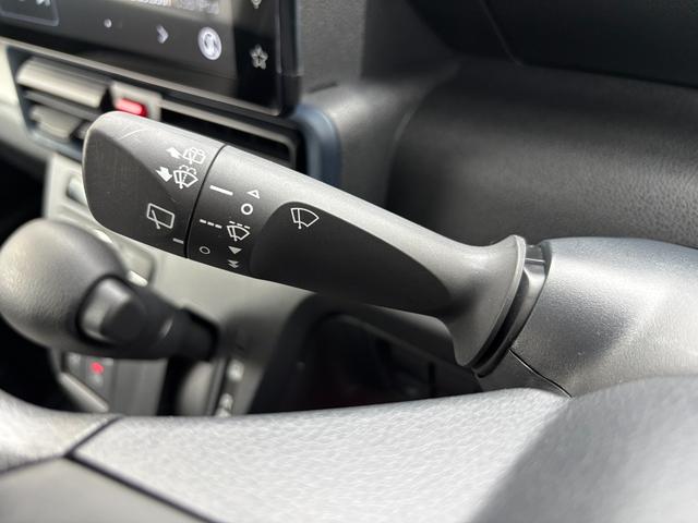 タントＸ１４インチフルホイールキャップ　フルＬＥＤヘッドランプ　オート格納式カラードドアミラー　左側パワースライドドア　ＴＦＴカラーマルチインフォメーションディスプレイ　フルファブリックシート（静岡県）の中古車