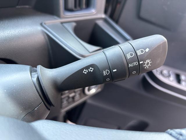 タントカスタムＲＳ１５インチアルミホイール　キーフリーシステム　プッシュボタンスタート　オートエアコン（プッシュ式）　フルＬＥＤヘッドランプ　オート格納式カラードドアミラー　本革巻ステアリングホイール（静岡県）の中古車