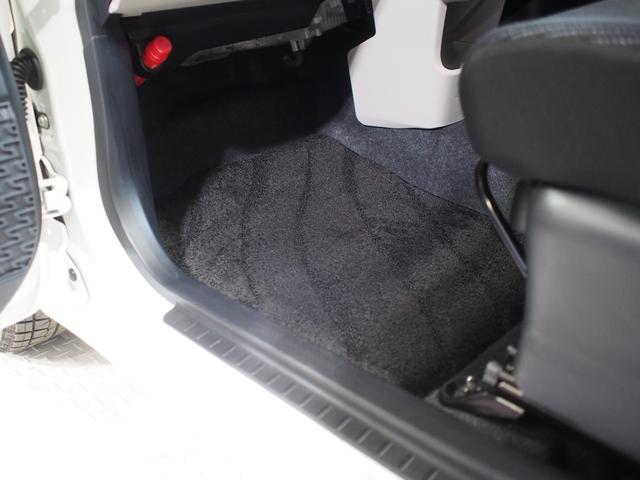 ムーヴＸリミテッド　ＳＡIII４ＷＤ　スマートアシスト　カーナビ　バックモニター　ＥＴＣ車載器　運転席シートヒーター　オートエアコン　革巻きステアリングホイール　アイドリングストップ　ＶＳＣ（横滑り抑制機能）（北海道）の中古車