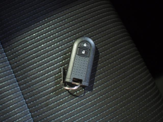 ムーヴＸリミテッド　ＳＡIII４ＷＤ　スマートアシスト　カーナビ　バックモニター　ＥＴＣ車載器　運転席シートヒーター　オートエアコン　革巻きステアリングホイール　アイドリングストップ　ＶＳＣ（横滑り抑制機能）（北海道）の中古車