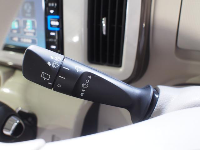 ムーヴキャンバスＸメイクアップリミテッド　ＳＡIII４ＷＤ　スマートアシスト　両側パワースライドドア　オートライト　オートエアコン　ダイハツ純正ナビ　パノラマモニター　前後録画ドライブレコーダー　ＥＴＣ車載器　ＶＳＣ（横滑り抑制機能）（北海道）の中古車
