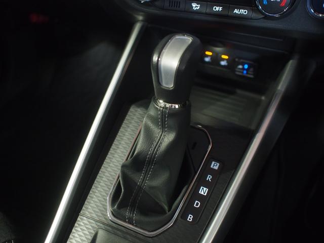 ロッキープレミアムＧ　ＨＥＶ２ＷＤ　スマートアシスト　夏冬タイヤ　ＬＥＤヘッドライト　オートライト　オートエアコン　ダイハツ純正カーナビ　パノラマモニター　キーフリーシステム　クルーズコントロール（北海道）の中古車