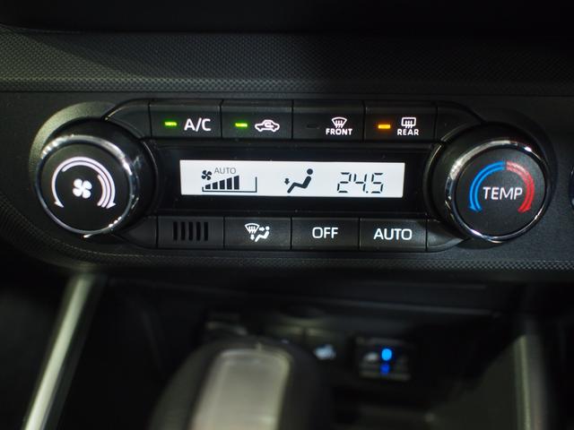 ロッキープレミアムＧ　ＨＥＶ２ＷＤ　スマートアシスト　夏冬タイヤ　ＬＥＤヘッドライト　オートライト　オートエアコン　ダイハツ純正カーナビ　パノラマモニター　キーフリーシステム　クルーズコントロール（北海道）の中古車