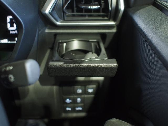 ロッキープレミアムＧ　ＨＥＶ２ＷＤ　スマートアシスト　夏冬タイヤ　ＬＥＤヘッドライト　オートライト　オートエアコン　ダイハツ純正カーナビ　パノラマモニター　キーフリーシステム　クルーズコントロール（北海道）の中古車
