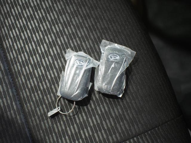 ハイゼットトラックジャンボエクストラパートタイム４ＷＤ　スマートアシスト　ストロング防錆仕様　ＬＥＤヘッドライト　オートライト　キーフリーシステム　オーディオレス　前後コーナーセンサー　ＶＳＣ（横滑り抑制機能）　アイドリングストップ（北海道）の中古車
