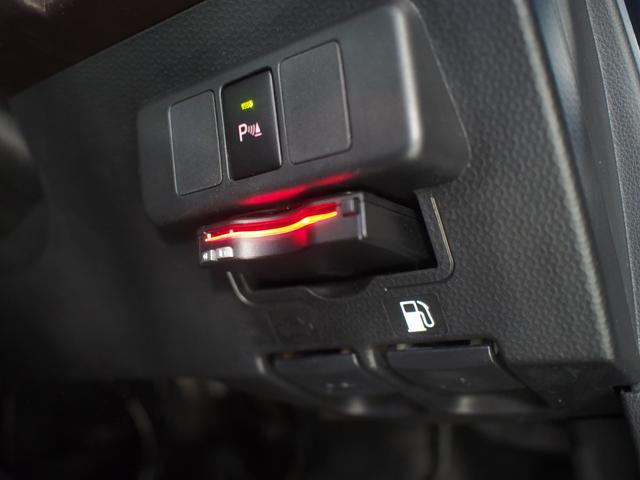 トールＧ　リミテッドII　ＳＡIII４ＷＤ　スマートアシスト　両側パワースライドドア　ＬＥＤヘッドライト　オートライト　オートエアコン　ダイハツ純正ナビ　ナビ連動ドライブレコーダー　パノラマモニター　ＥＴＣ車載器　後席テーブル（北海道）の中古車