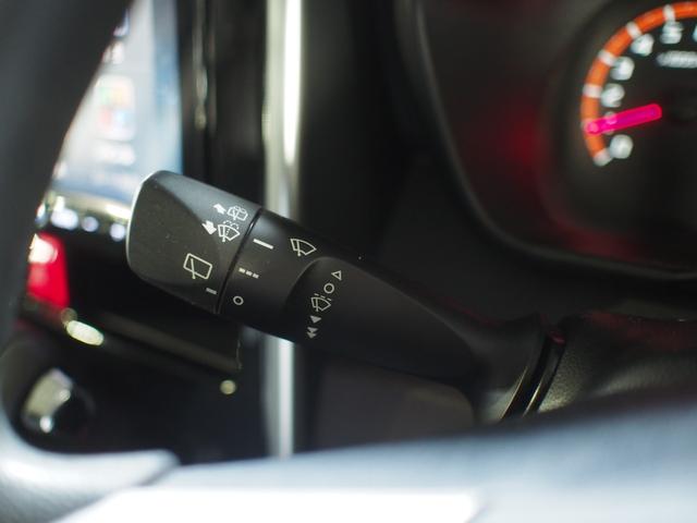 トールＧ　リミテッドII　ＳＡIII４ＷＤ　スマートアシスト　両側パワースライドドア　ＬＥＤヘッドライト　オートライト　オートエアコン　ダイハツ純正ナビ　ナビ連動ドライブレコーダー　パノラマモニター　ＥＴＣ車載器　後席テーブル（北海道）の中古車