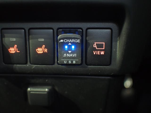 トールＧ　リミテッドII　ＳＡIII４ＷＤ　スマートアシスト　両側パワースライドドア　ＬＥＤヘッドライト　オートライト　オートエアコン　ダイハツ純正ナビ　ナビ連動ドライブレコーダー　パノラマモニター　ＥＴＣ車載器　後席テーブル（北海道）の中古車