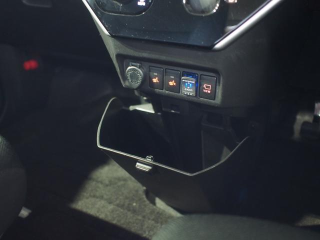 トールＧ　リミテッドII　ＳＡIII４ＷＤ　スマートアシスト　両側パワースライドドア　ＬＥＤヘッドライト　オートライト　オートエアコン　ダイハツ純正ナビ　ナビ連動ドライブレコーダー　パノラマモニター　ＥＴＣ車載器　後席テーブル（北海道）の中古車