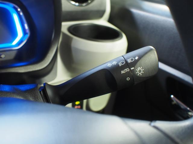 ミライースＸ　ＳＡIII４ＷＤ　スマートアシスト　夏冬タイヤ　ＬＥＤヘッドライト　オートライト　ＣＤチューナー　デジタルメーター　キーレスエントリー　前後コーナーセンサー　電動格納式ドアミラー　アイドリングストップ（北海道）の中古車