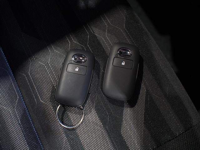 タフトＧターボ　ダーククロムベンチャー４ＷＤ　ガラスルーフ　ＬＥＤヘッドライト　オートライト　オートエアコン　オーディオレス　運転席助手席シートヒーター　前後コーナーセンサー　アルミホイール　アイドリングストップ（北海道）の中古車