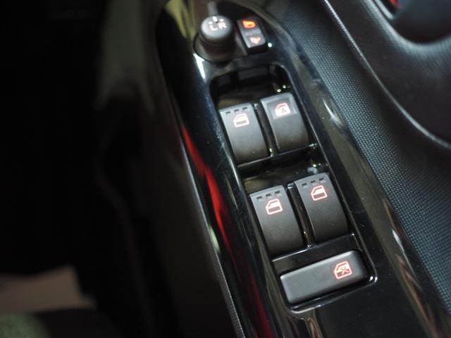 ムーヴキャンバスＧブラックインテリアリミテッド　ＳＡIII４ＷＤ　スマートアシスト　両側パワースライドドア　ＬＥＤヘッドライト　オートライト　オートエアコン　ダイハツ純正ナビ　パノラマモニター　アイドリングストップ　ＶＳＣ（横滑り抑制機能）（北海道）の中古車