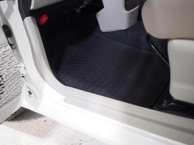 ムーヴＬ　ＳＡIII４ＷＤ　スマートアシスト　夏冬タイヤ　キーレスエントリー　ＤＶＤ／ＵＳＢ／ＣＤオーディオ　前方録画ドライブレコーダー　運転席シートヒーター　電動可倒式ドアミラー　アイドリングストップ（北海道）の中古車