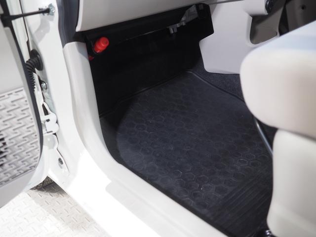 ムーヴＬ　ＳＡIII４ＷＤ　スマートアシスト　夏冬タイヤ　キーレスエントリー　ＤＶＤ／ＵＳＢ／ＣＤオーディオ　前方録画ドライブレコーダー　運転席シートヒーター　電動可倒式ドアミラー　アイドリングストップ（北海道）の中古車