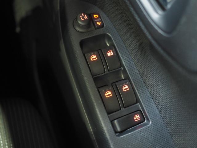 ムーヴＸリミテッドII　ＳＡIII４ＷＤ　スマートアシスト　ＬＥＤヘッドライト　オートライト　ＤＶＤ／ＵＳＢ／ＣＤオーディオ　バックモニター　オートエアコン　リモコンエンジンスターター　運転席シートヒーター　アイドリングストップ（北海道）の中古車