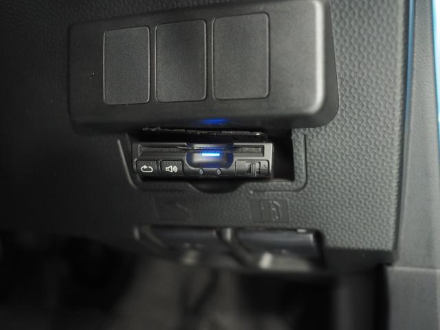 トールＧ　ＳＡII４ＷＤ　スマートアシスト　オートライト　オートエアコン　ダイハツ純正ナビ　パノラマモニター　リモコンエンジンスターター　クルーズコントロール　ＥＴＣ車載器　アルミホイール　アイドリングストップ（北海道）の中古車