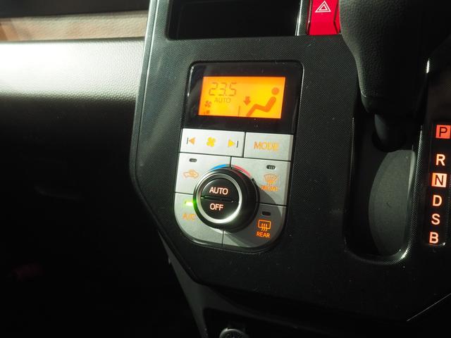 トールＧ　ＳＡII４ＷＤ　スマートアシスト　オートライト　オートエアコン　ダイハツ純正ナビ　パノラマモニター　リモコンエンジンスターター　クルーズコントロール　ＥＴＣ車載器　アルミホイール　アイドリングストップ（北海道）の中古車