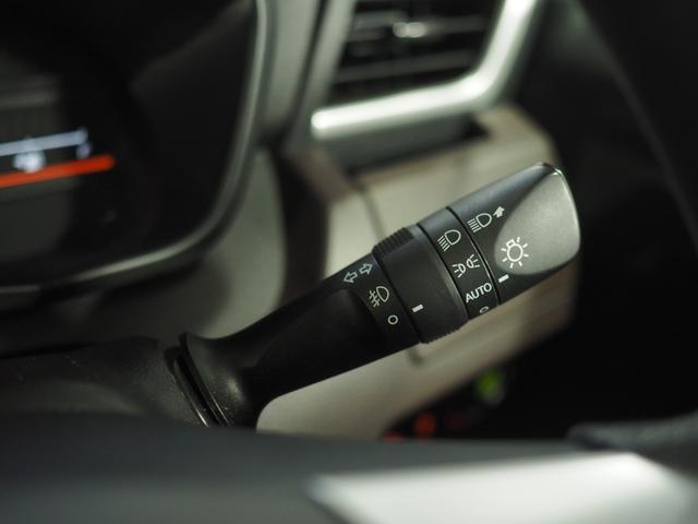 トールＧ　ＳＡII４ＷＤ　スマートアシスト　オートライト　オートエアコン　ダイハツ純正ナビ　パノラマモニター　リモコンエンジンスターター　クルーズコントロール　ＥＴＣ車載器　アルミホイール　アイドリングストップ（北海道）の中古車