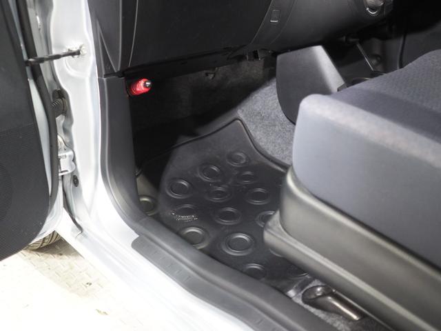 ミラTX4WD 5速マニュアルシフト キーレスエントリー AM/FMラジオ(北海道)の中古車