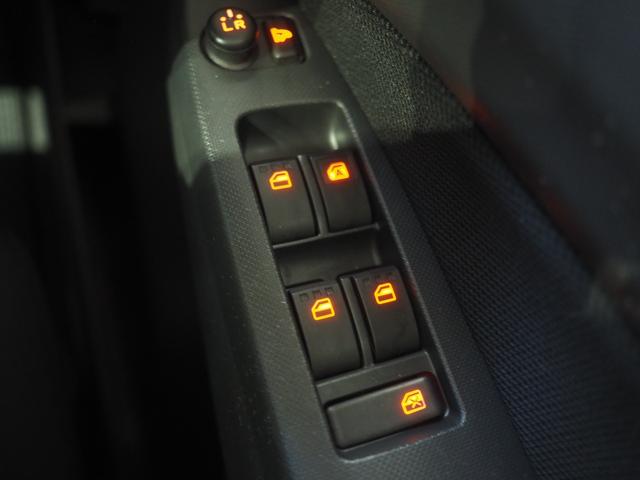 ムーヴカスタム　Ｘ２ＷＤ　ＬＥＤヘッドライト　オートライト　リモコンエンジンスターター　オートエアコン　キーフリーシステム　ＣＤ／カセットチューナー　電動格納ドアミラー　アルミホイール　アイドリングストップ（北海道）の中古車