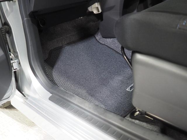 ムーヴカスタム　Ｘ２ＷＤ　ＬＥＤヘッドライト　オートライト　リモコンエンジンスターター　オートエアコン　キーフリーシステム　ＣＤ／カセットチューナー　電動格納ドアミラー　アルミホイール　アイドリングストップ（北海道）の中古車