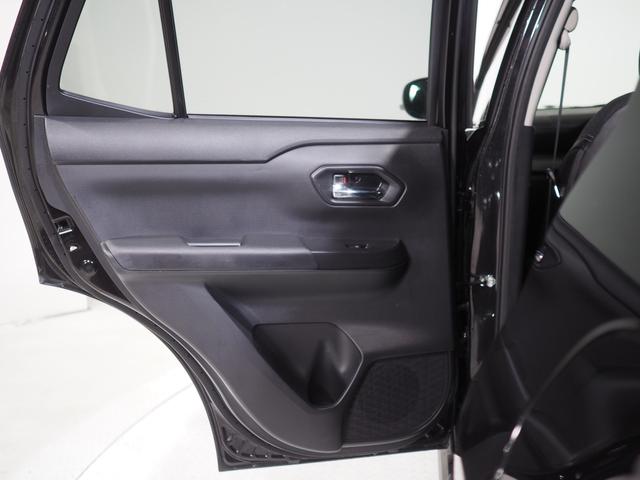 ロッキープレミアム4WD スマートアシスト スマホ連携ディスプレイオーディオ パノラマモニター リモコンエンジンスターター LEDヘッドライト オートライト オートエアコン クルーズコントロール アイドリングストップ(北海道)の中古車