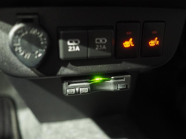 ミラトコットＧ　ＳＡIII４ＷＤ　夏冬タイヤ　スマートアシスト　ＤＶＤオーディオ　パノラマモニター　ＬＥＤヘッドライト　オートライト　オートエアコン　リモコンエンジンスターター　運転席助手席シートヒーター　ＥＴＣ車載器（北海道）の中古車