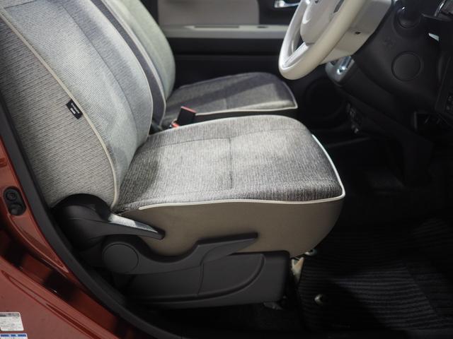 ミラトコットＧ　ＳＡIII４ＷＤ　夏冬タイヤ　スマートアシスト　ＤＶＤオーディオ　パノラマモニター　ＬＥＤヘッドライト　オートライト　オートエアコン　リモコンエンジンスターター　運転席助手席シートヒーター　ＥＴＣ車載器（北海道）の中古車