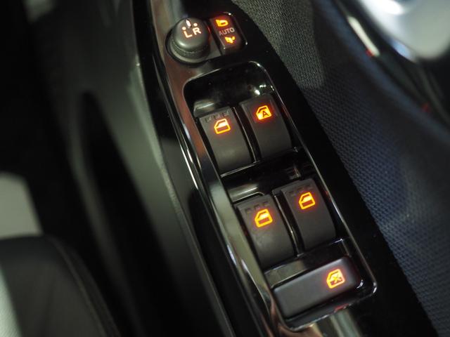 ムーヴカスタム RS ハイパーリミテッドSAIII4WD スマートアシスト DVDオーディオ パノラマモニター リモコンエンジンスターター キーフリーシステム LEDヘッドライト オートライト オートエアコン 運転席シートヒーター(北海道)の中古車