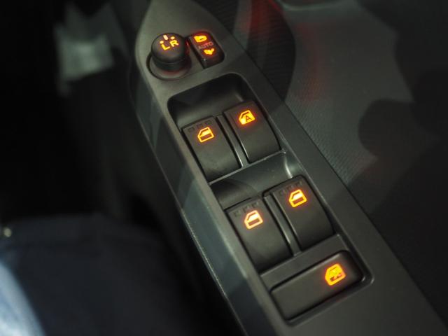 ミライースＧ　リミテッドＳＡIII４ＷＤ　ＬＥＤヘッドライト　オートライト　オートエアコン　カーナビ　ドライブレコーダー　ＥＴＣ車載器　キーフリーシステム　運転席助手席シートヒーター　前後コーナーセンサー　アルミホイール（北海道）の中古車