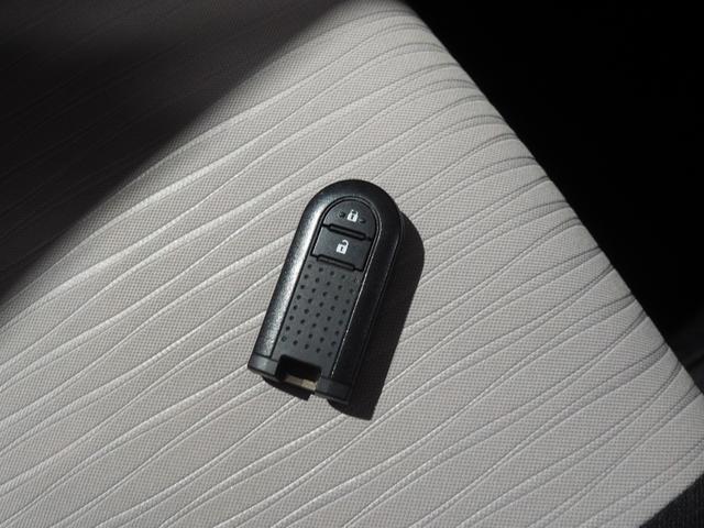 ミライースＧ　リミテッドＳＡIII４ＷＤ　ＬＥＤヘッドライト　オートライト　オートエアコン　カーナビ　ドライブレコーダー　ＥＴＣ車載器　キーフリーシステム　運転席助手席シートヒーター　前後コーナーセンサー　アルミホイール（北海道）の中古車