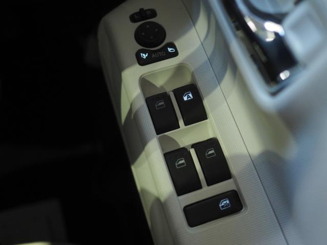 ムーヴキャンバスストライプスＧ４ＷＤ　両側パワースライドドア　ＬＥＤヘッドライト　オートライト　スマホ連携ディスプレイオーディオ　バックモニター　ワイヤレス充電器ｑｉ（チー）　運転席助手席シートヒーター　オートエアコン（北海道）の中古車