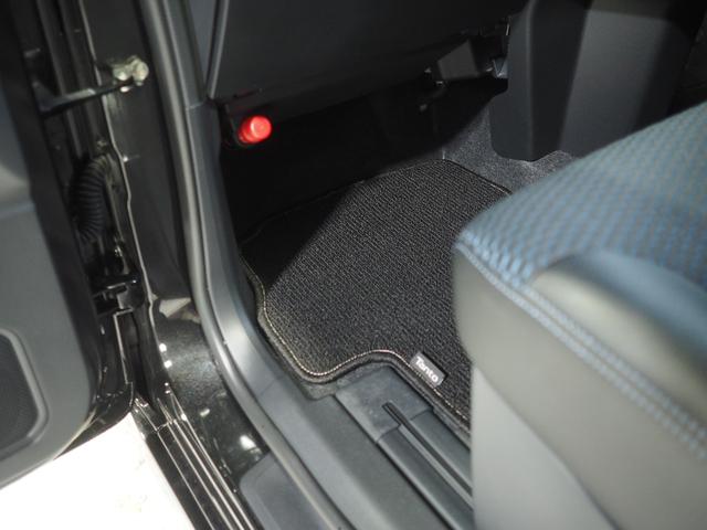 タントカスタムＸ４ＷＤ　両側パワースライドドア　ＬＥＤヘッドライト　オートライト　オートエアコン　オーディオレス　運転席助手席シートヒーター　前後コーナーセンサー　電動パーキングブレーキ　アイドリングストップ（北海道）の中古車