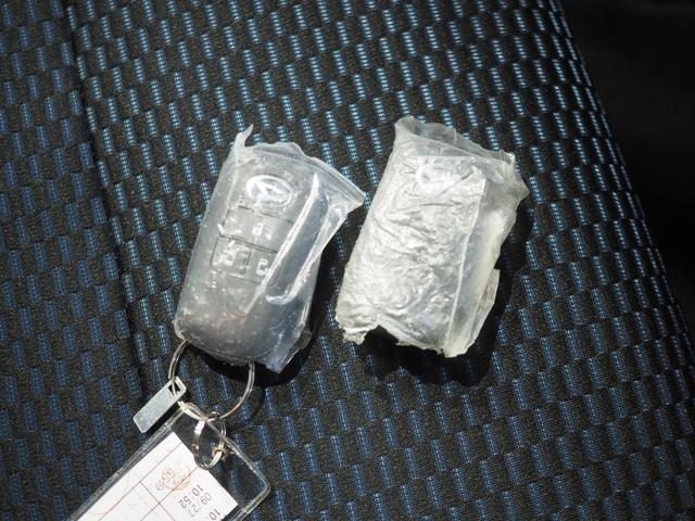 タントカスタムＸ４ＷＤ　両側パワースライドドア　ＬＥＤヘッドライト　オートライト　オートエアコン　オーディオレス　運転席助手席シートヒーター　前後コーナーセンサー　電動パーキングブレーキ　アイドリングストップ（北海道）の中古車