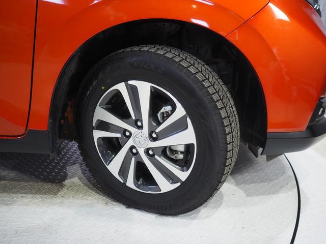 フリード＋ハイブリッドハイブリッド・クロスターホンダセンシング４ＷＤ　両側パワースライドドア　夏冬タイヤ　ホンダ純正ナビ　バックモニター　ドライブレコーダー　ＥＴＣ車載器　クルーズコントロール　シートヒーター　アルミホイール　ＬＥＤヘッドライト（北海道）の中古車