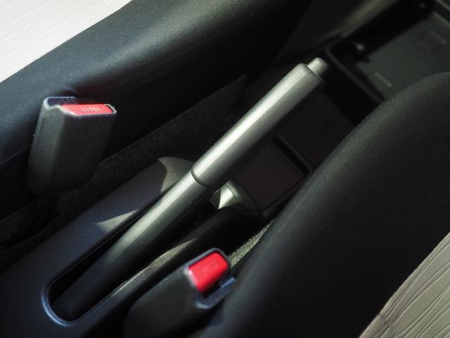 ミライースＸ　ＳＡIII４ＷＤ　スマートアシスト　ＬＥＤヘッドライト　オートライト　ＣＤチューナー　キーレスエントリー　前後コーナーセンサー　デジタルメーター　オートハイビーム　アイドリングストップ　ＶＳＣ（横滑り抑制機能）（北海道）の中古車