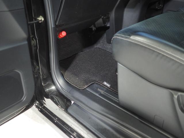 タントカスタムＲＳスタイルセレクション４ＷＤ　ターボ　両側パワースライドドア　ダイハツ純正ナビ　バックモニター　ナビ連動ドライブレコーダー　リモコンエンジンスターター　ＥＴＣ車載器　シートヒーター　クルーズコントロール　アルミホイール（北海道）の中古車