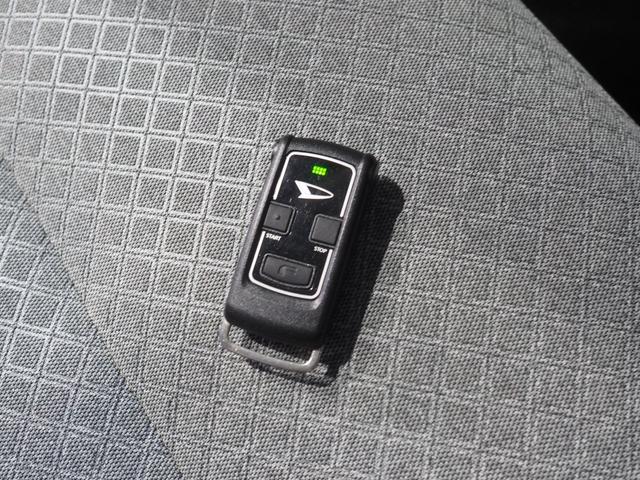 タントＸ４ＷＤ　両側スライドドア左電動　ＬＥＤヘッドライト　オートライト　ＣＤチューナー　リモコンエンジンスターター　運転席助手席シートヒーター　後席テーブル　キーフリーシステム　アイドリングストップ（北海道）の中古車