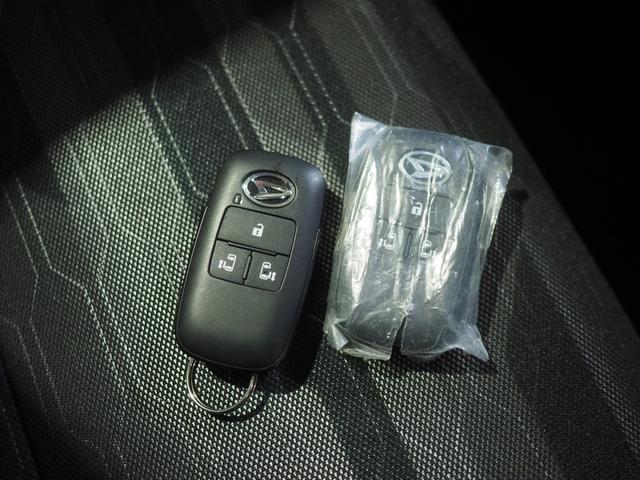 タントファンクロス４ＷＤ　両側パワースライドドア　ＬＥＤヘッドライト　オーディオレス　オートエアコン　運転席助手席シートヒーター　前後コーナーセンサー　電動パーキングブレーキ　ルーフレール　アイドリングストップ（北海道）の中古車