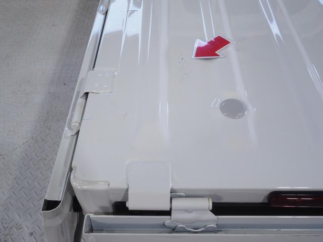 ハイゼットトラックスタンダードパートタイム４ＷＤ　夏冬タイヤ　ＡＭ／ＦＭラジオ　前後コーナーセンサー　アイドリングストップ　ＶＳＣ（横滑り抑制機能）　スマートアシスト（北海道）の中古車